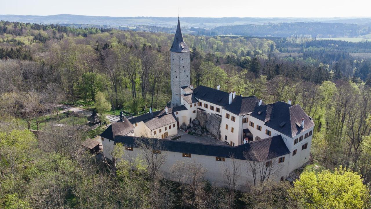Třešť Penzion David מראה חיצוני תמונה